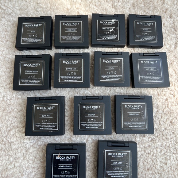 Brand New Dose of Colors Black Compact Set - Picture 6 of 7